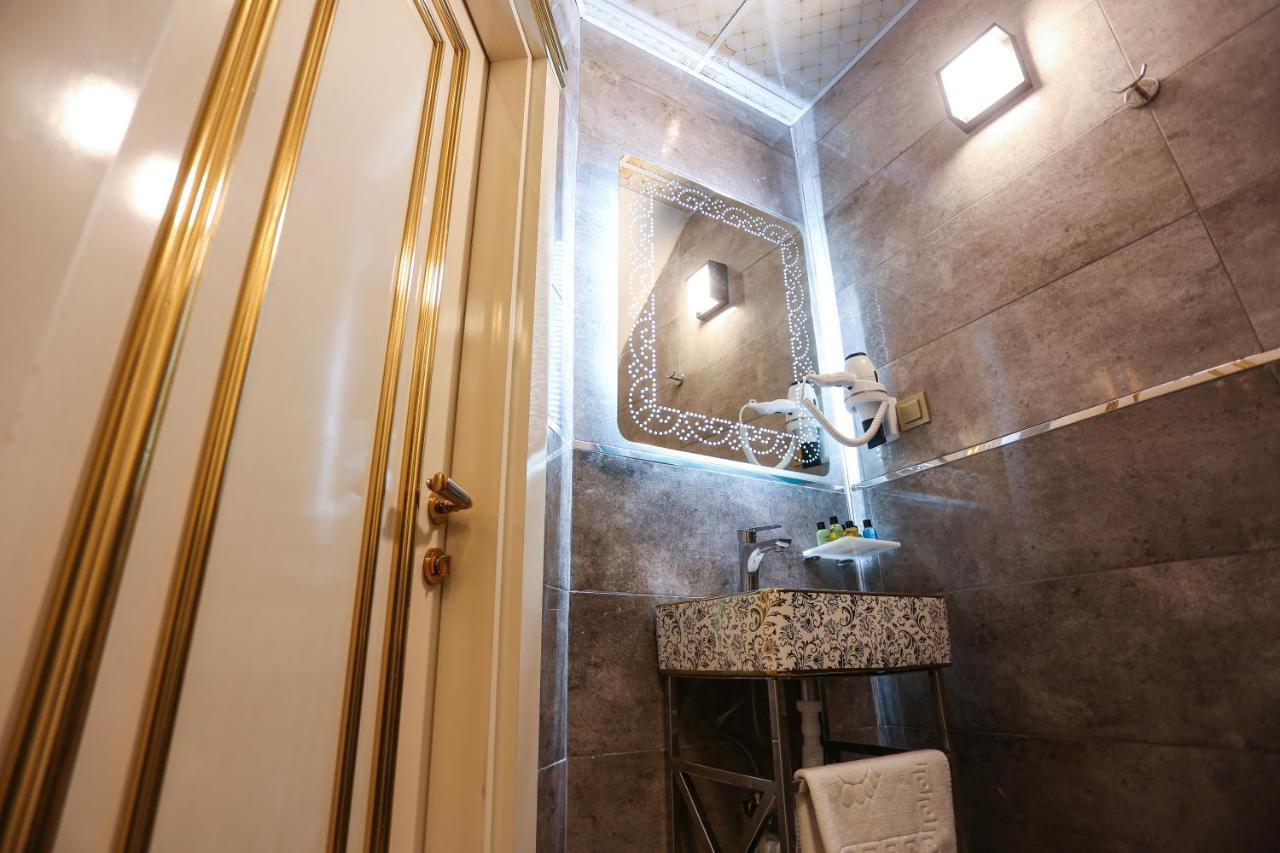 Whitemoon Hotel Suites Taksim Istanbul Exterior photo